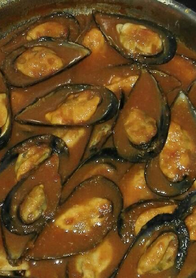 Una foto de Mejillones en salsa picante