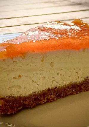 Foto di Cheesecake alla gelée di pesche gialle (senza panna)