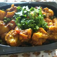 A picture of Aloo gobhi or matar ki sukhi sabhi.