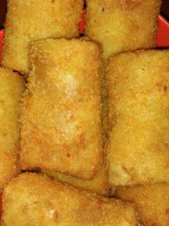 Foto resep Risol isi sayur dan ayam cincang simple dan enak