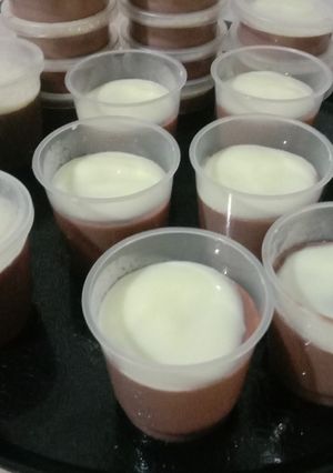 Foto resep Puding sutra coklat susu uht with vla vanila
