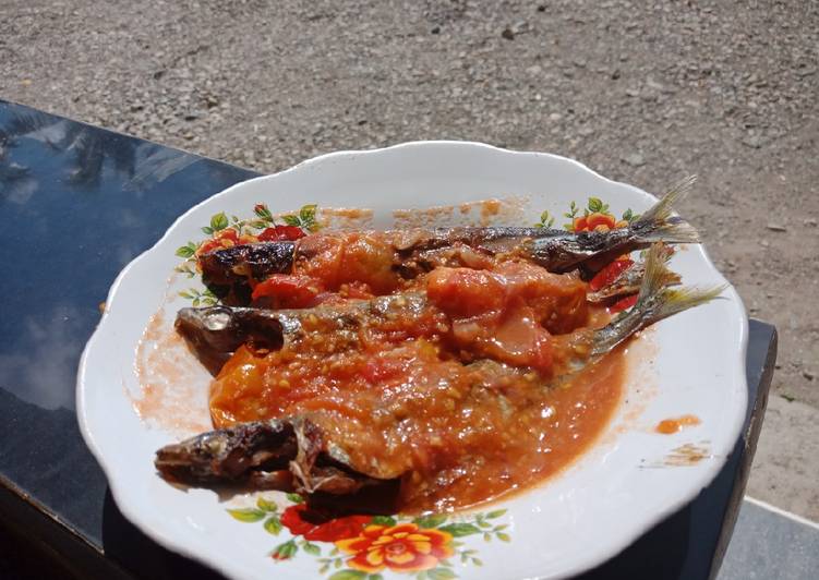 Ikan panggang sambal tomat