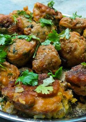 A picture of Leftover Rice Pakora.