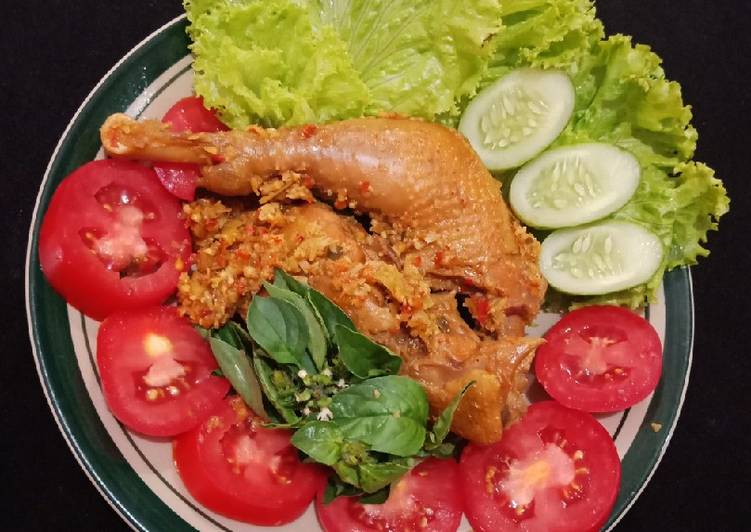 Resep Ayam Betutu Khas Bali, Lezat Sekali