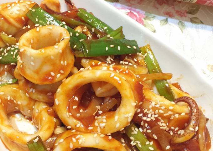 韓式辣醬炒花枝 食譜與作法 by 澤媽懶人料理餐~ - Cookpad