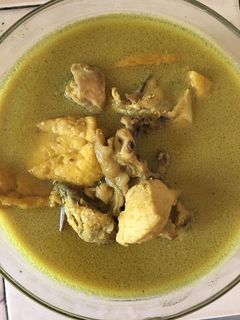 Foto resep Opor ayam dan tahu kuning
