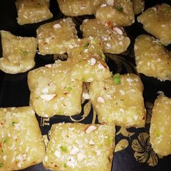 A picture of Maida burfi.