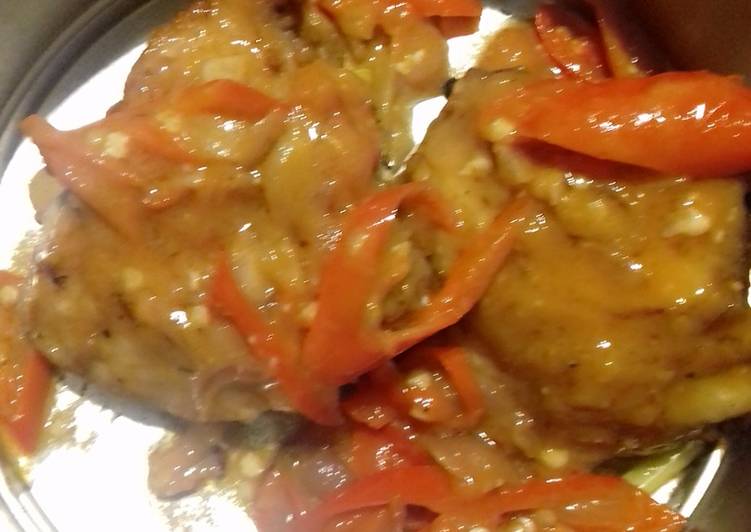 Resep Ayam goreng tumis cabe merah, Enak Banget