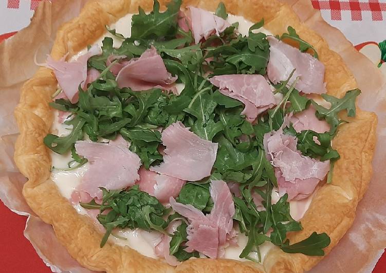 Easiest Way to Prepare Any-night-of-the-week Pizza sfoglia