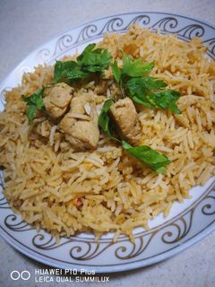 صورة لوصفة رز ودجاج بكريمة الطبخ 🤩🌹