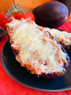Una foto de Berenjena rellena de atún en 15 minutos