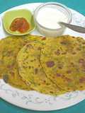 Aloo Palak Roti -- breakfast platter (batata spinach flatbread)