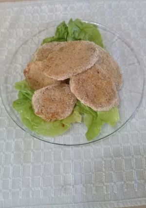 Una foto de Milanesas de berenjena😊