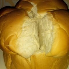 A picture of Super soft and fluffy bread.