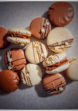 Csoki ganache akar macaronba is recept fotója