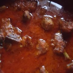 A picture of Beef korma.