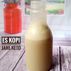 A picture of Minuman sehat, es jahe kopi #keto #DEBM.