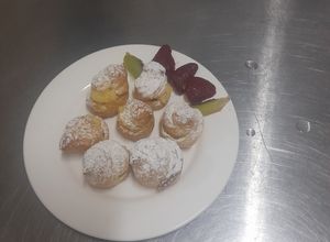 Una foto de Profiteroles
