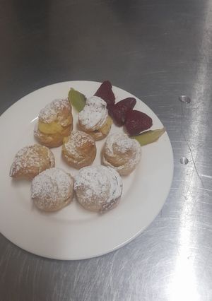 Una foto de Profiteroles