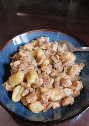 Una foto de Gnocchis con pollo