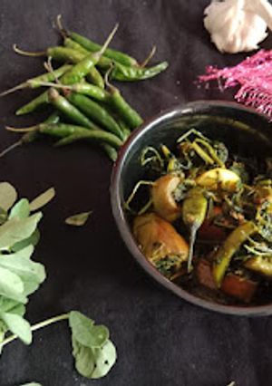 A picture of Baingan methi ki subji.