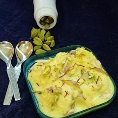 A picture of Bread rasmalai.