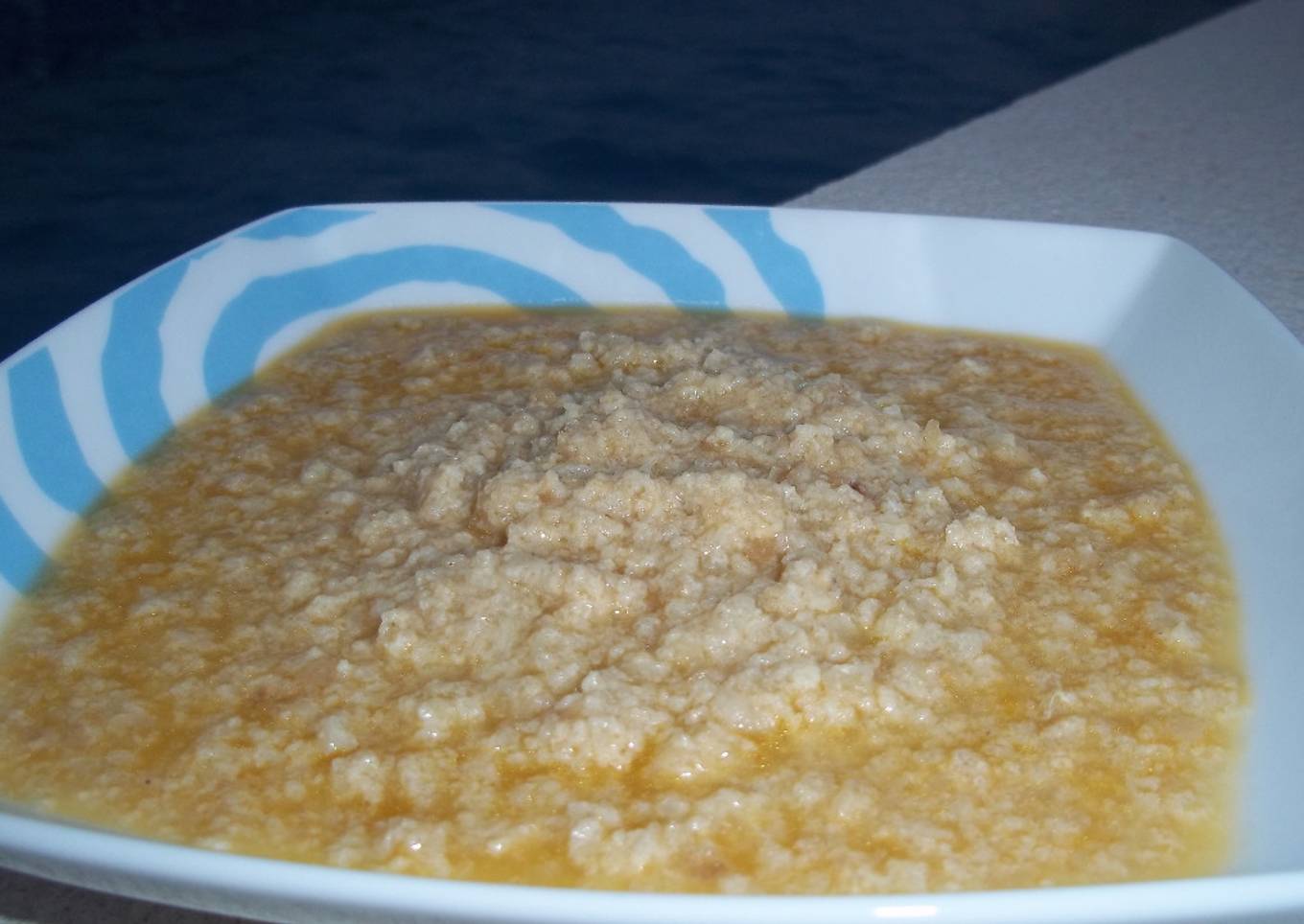 Sopa de queso parmesano