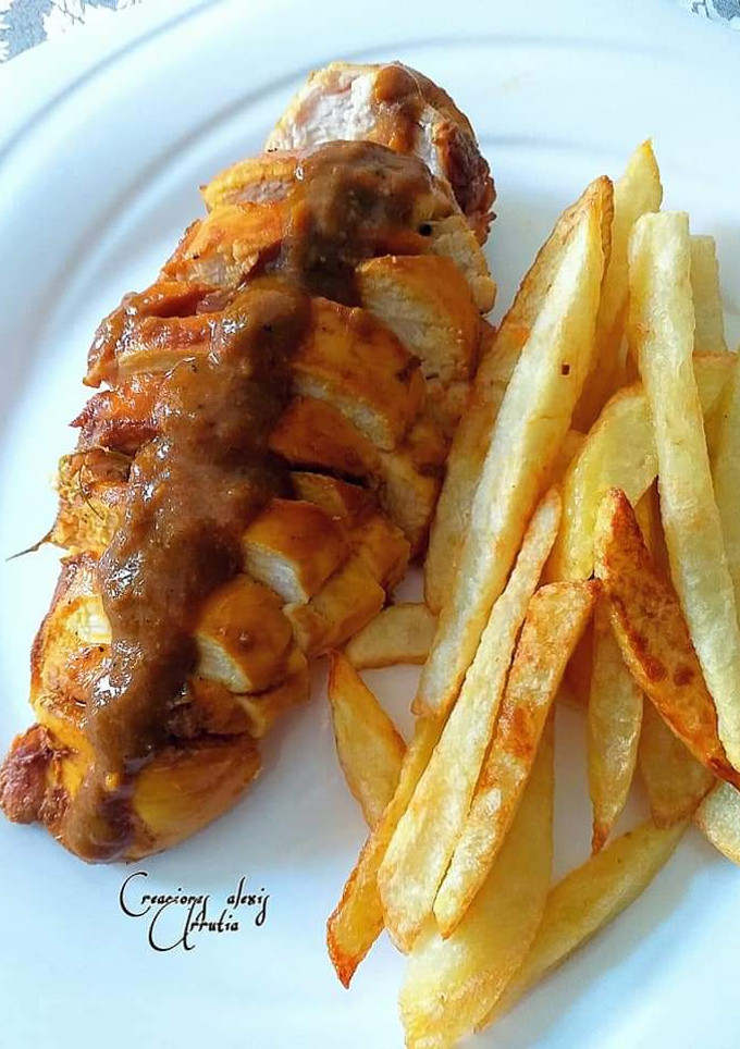 Una foto de Pechugas de pollo guisadas en bolsa al horno