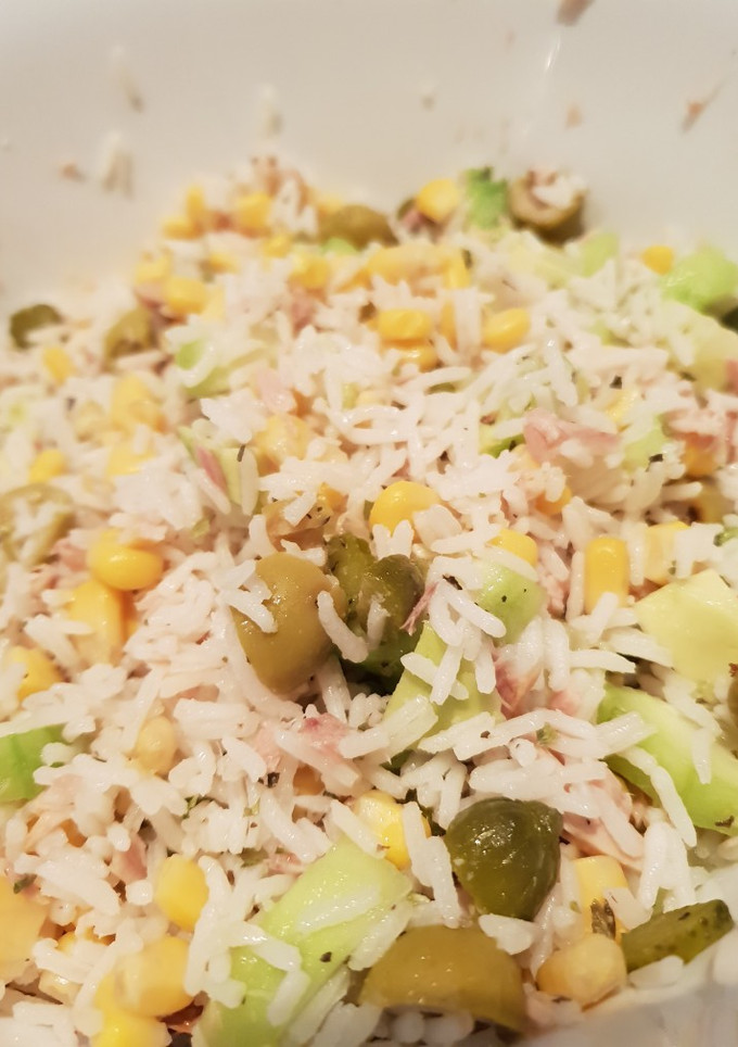 Una foto de Ensalada de arroz rápida y sencilla