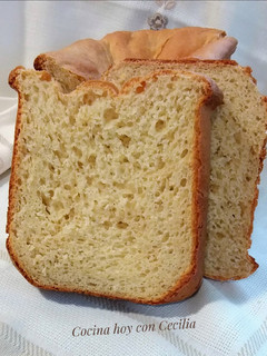 Una foto de Pan de patata elaborado con la panificadora