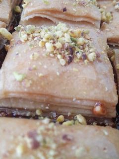صورة لوصفة بقلاوة بعجينة الفيلو 🍰