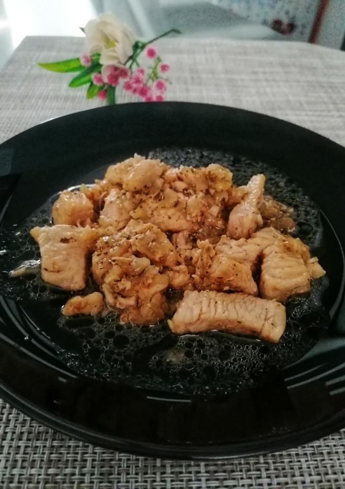Una foto de Pollo al Vino Blanco