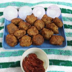 A picture of Bread fritters.