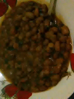 A picture of Yellow beans stew.
