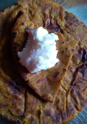 દુધી ના ઢેબરા (Dudhi Dhebra Recipe In Gujarati) રેસીપી મુખ્ય ફોટો