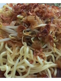 Foto resep Lontong Mie Tanpa Petis ala Vonny Ambar