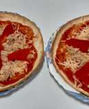 Falsas pizzas de atún y pimiento morrón