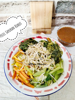 Foto resep Pecel Sayuran Kukus
