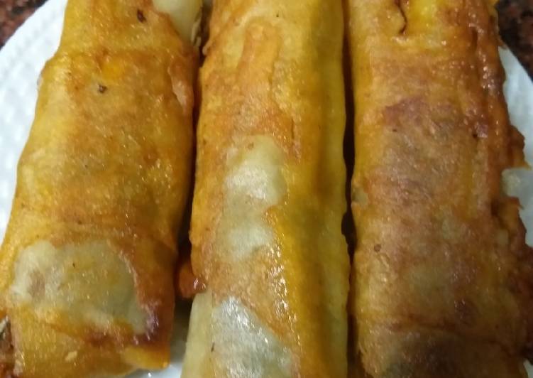 Easiest Way to Prepare Quick Chicken spring roll