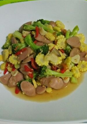 Foto resep Tumis sosis+baby corn+brocoly