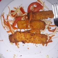 A picture of Crunchy fried fish & mixed vegetable.