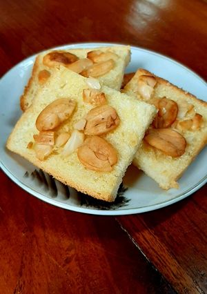 Foto resep Roti Panggang Kenari