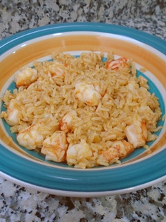 Una foto de Arroz jazmín con langostinos al ajillo