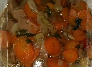 Foto resep Sop KKW (kembang kol wortel) toping baso