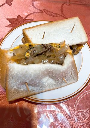 羊蔥櫛瓜三明治 的食譜成品照片