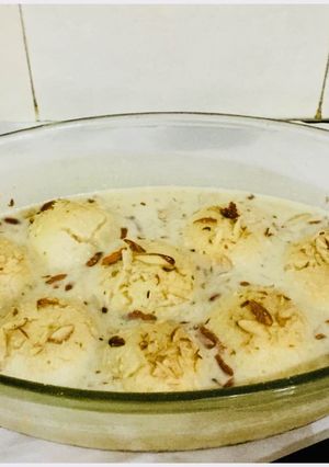 A picture of Kesari Rasmalai.