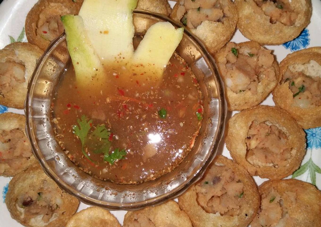 Mango flavoured Panipuri.