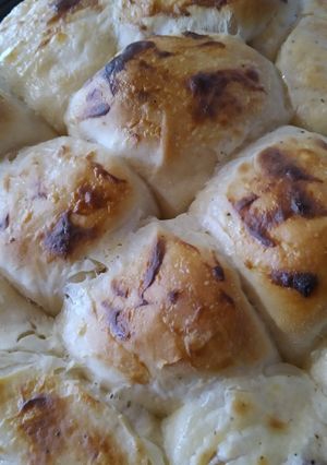 Pizzás és tejfölös golyók recept fotója