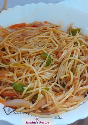 A picture of Hakka Noodles.