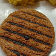 Hamburguesas de porotos blancos con hongos de pino